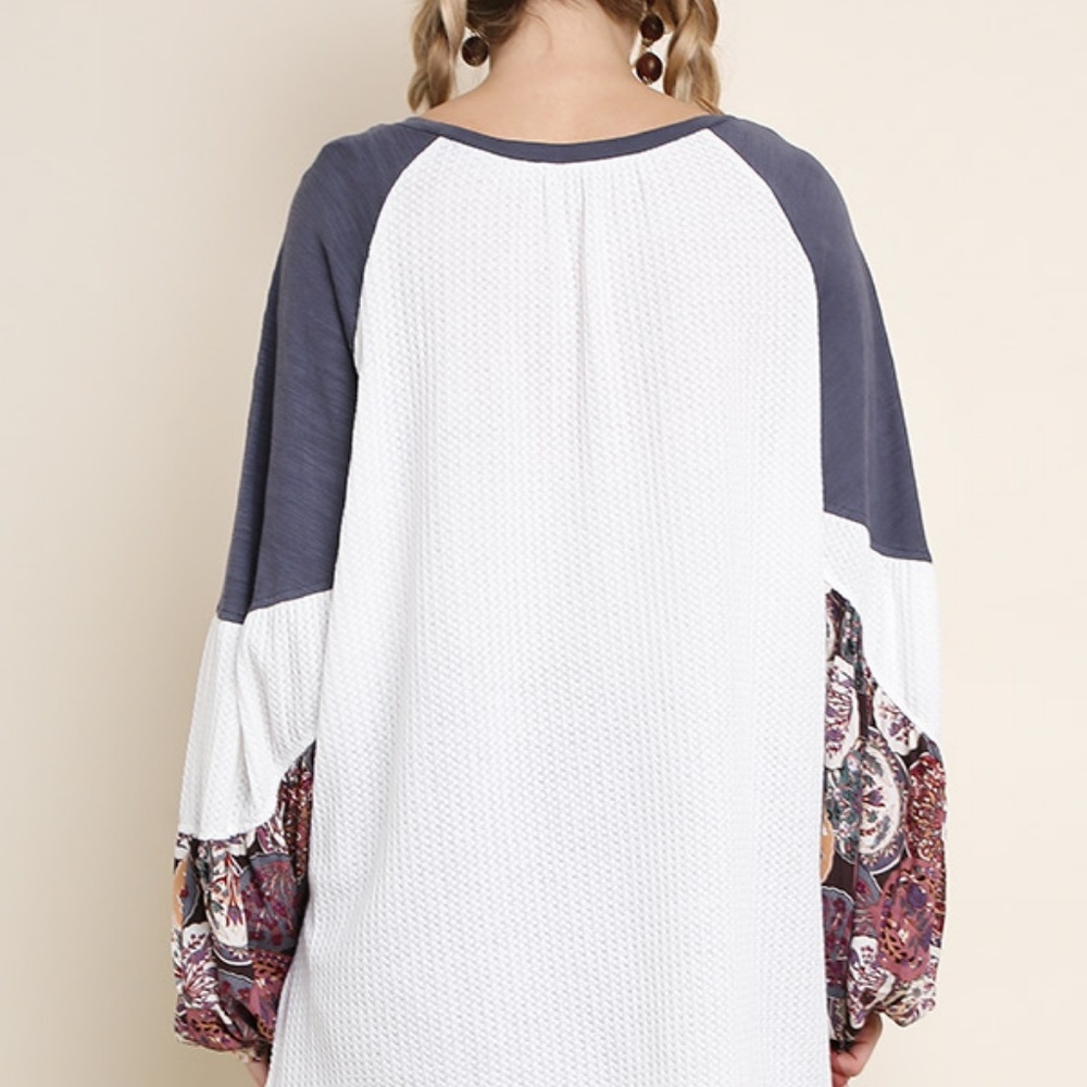 Puff Sleeve Waffle Knit Top - Picture 4 of 8